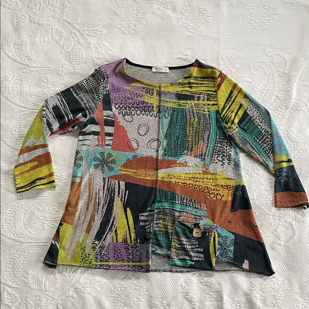 Jess & Jane Abstract Multi-Color Print Tunic Top made in USA